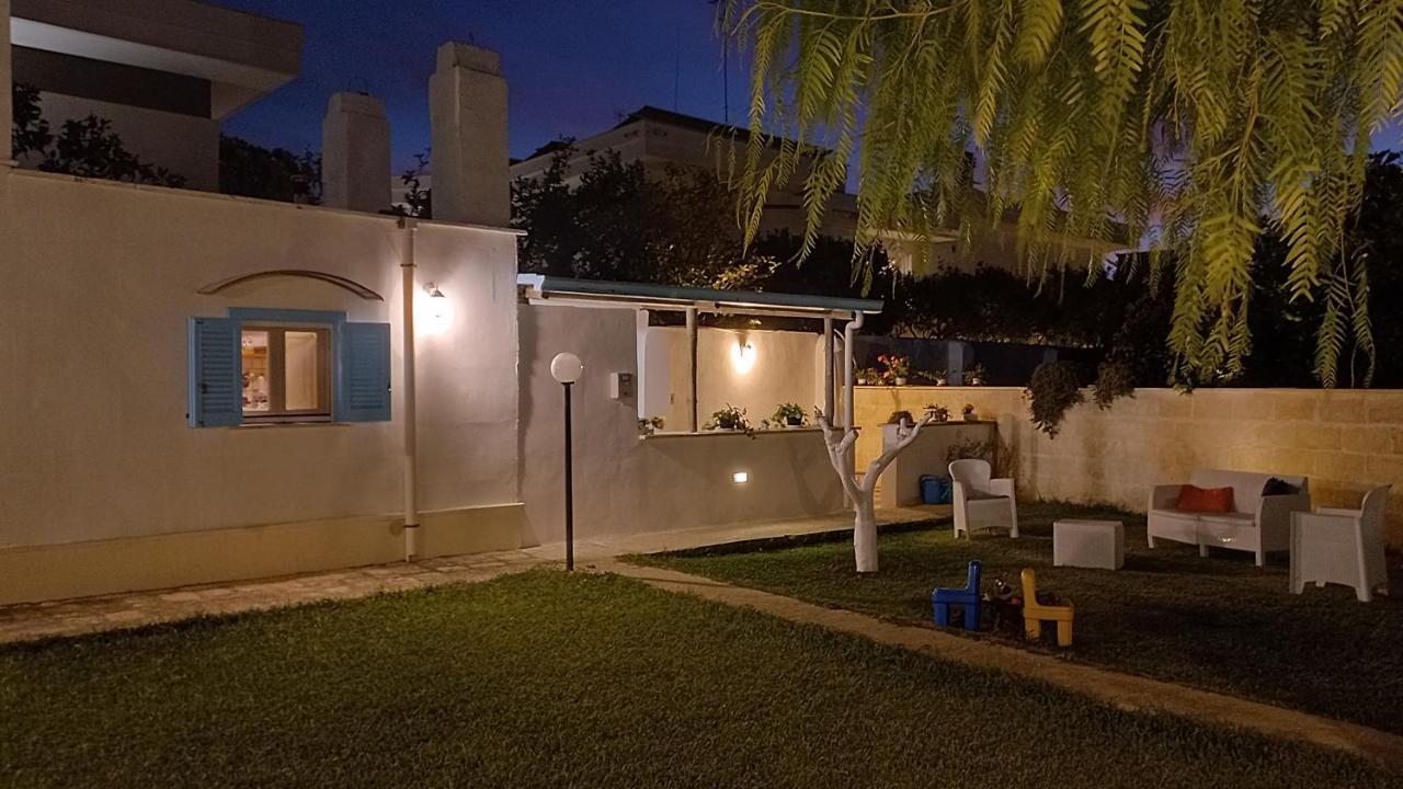 Villino Tronchetto Bianco Mola di Bari Exterior foto
