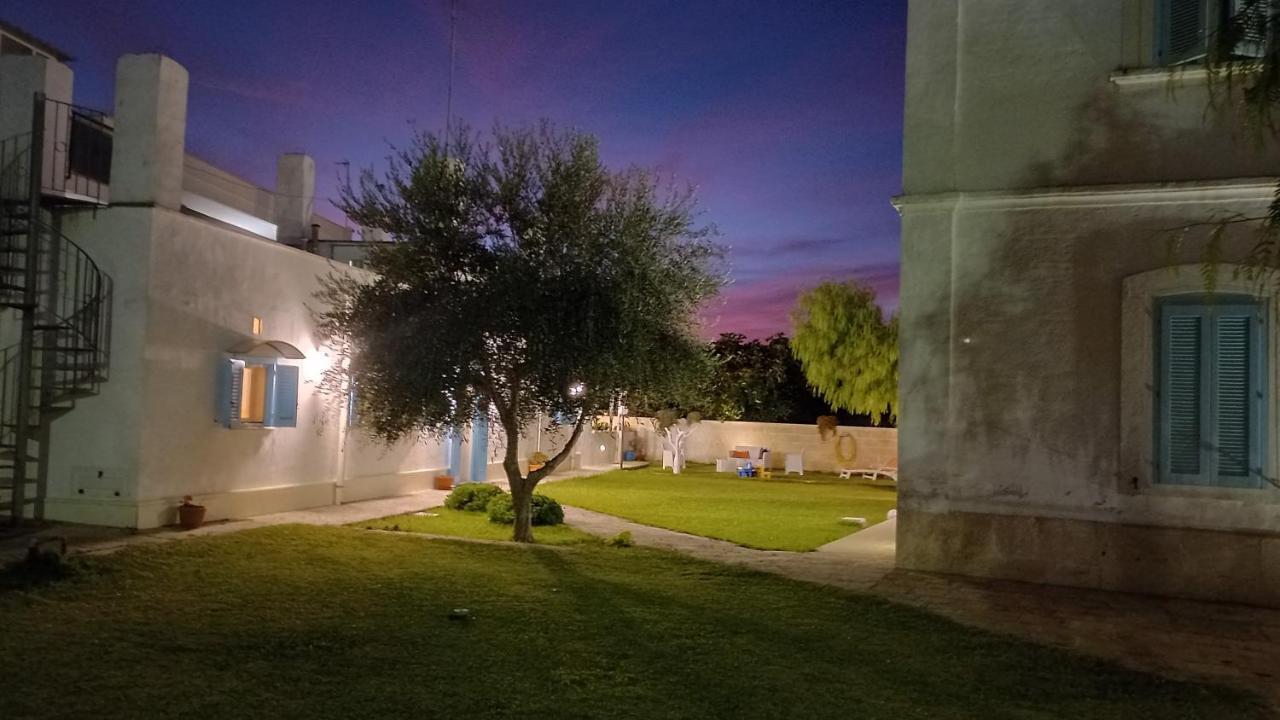 Villino Tronchetto Bianco Mola di Bari Exterior foto